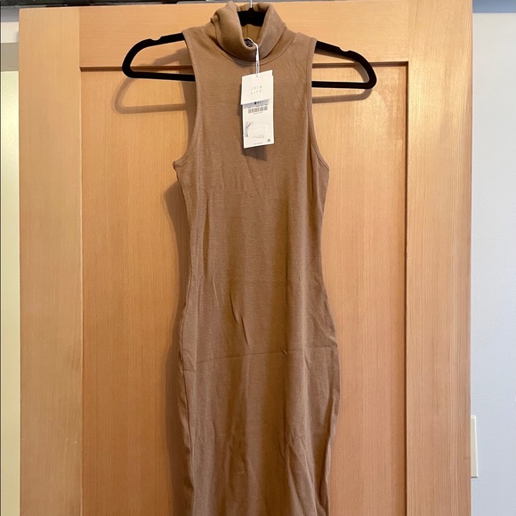 Fitted midi turtleneck (BNWT) - Picture 1 of 1